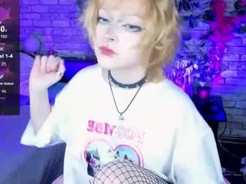Admire Nicolefloret, she wants to masturbate for you nicolefloret from Chaturbate