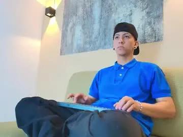 noha_crayg from Chaturbate