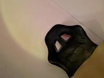 seduce_and_surrender from Chaturbate