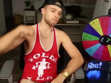 troy_greenxo from Chaturbate