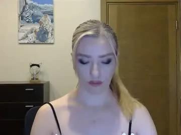 Sweet Wild_silk_desire wants you to fuck her body now wild_silk_desire from Chaturbate
