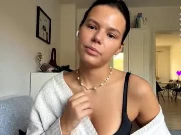 Checkout Wildahankin, she wants to masturbate for you wildahankin from Chaturbate