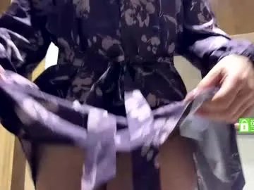 yes_mommy_zlata from Chaturbate