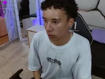 zayn_tay from Chaturbate